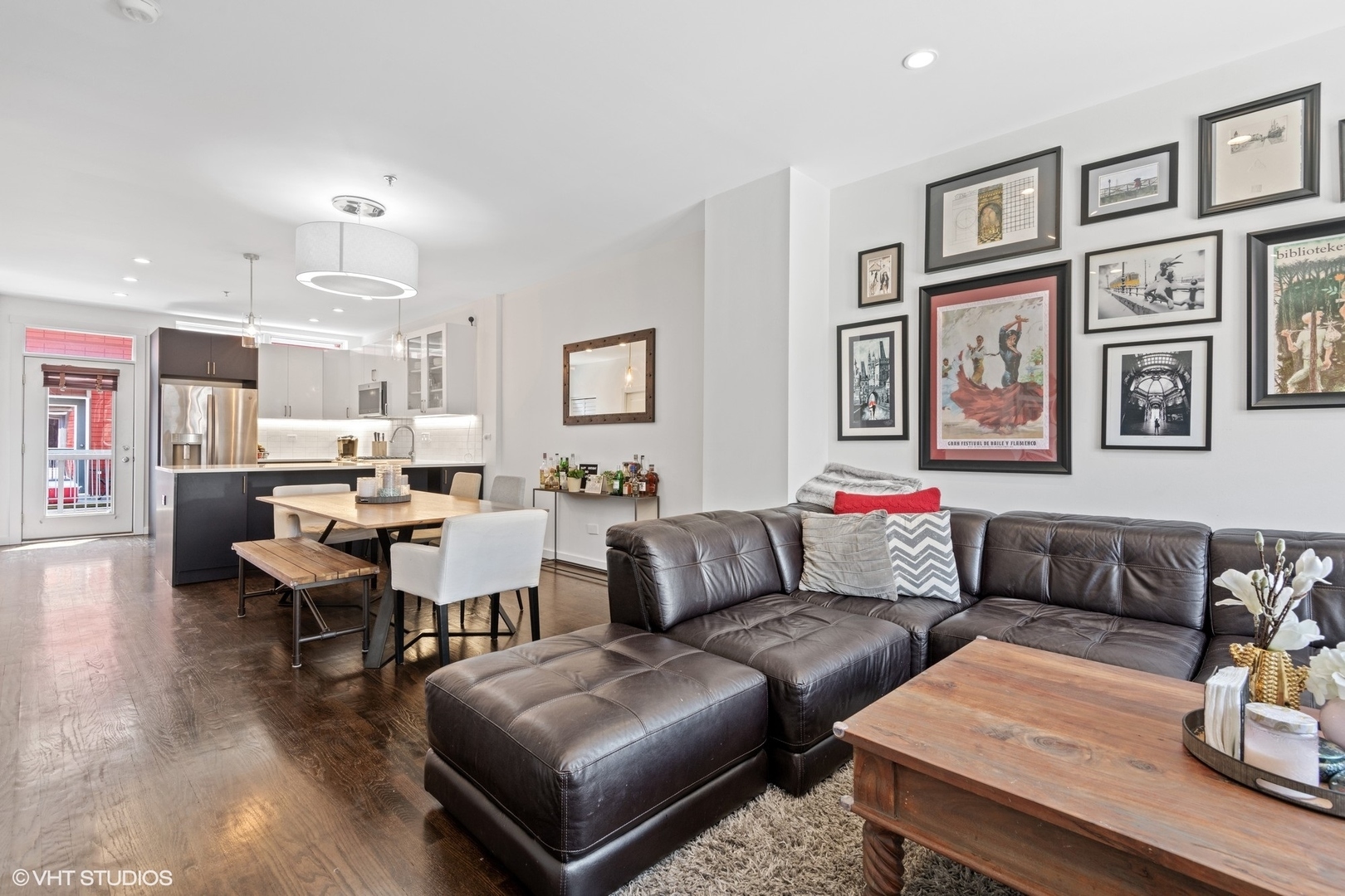 18 S Aberdeen Street 2