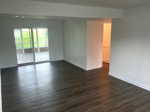 Tiny photo for 937 Notre Dame Drive, Matteson, IL 60443 (MLS # 12633823)