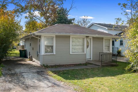 233 Wildwood Drive Round Lake Beach IL 60073