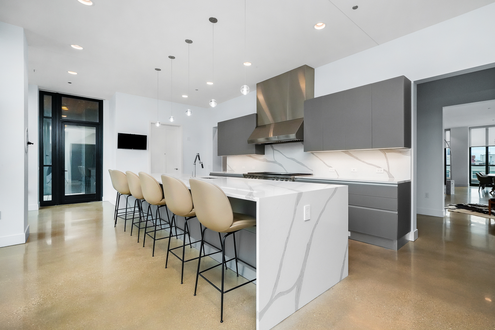 900 W Washington Boulevard PHW