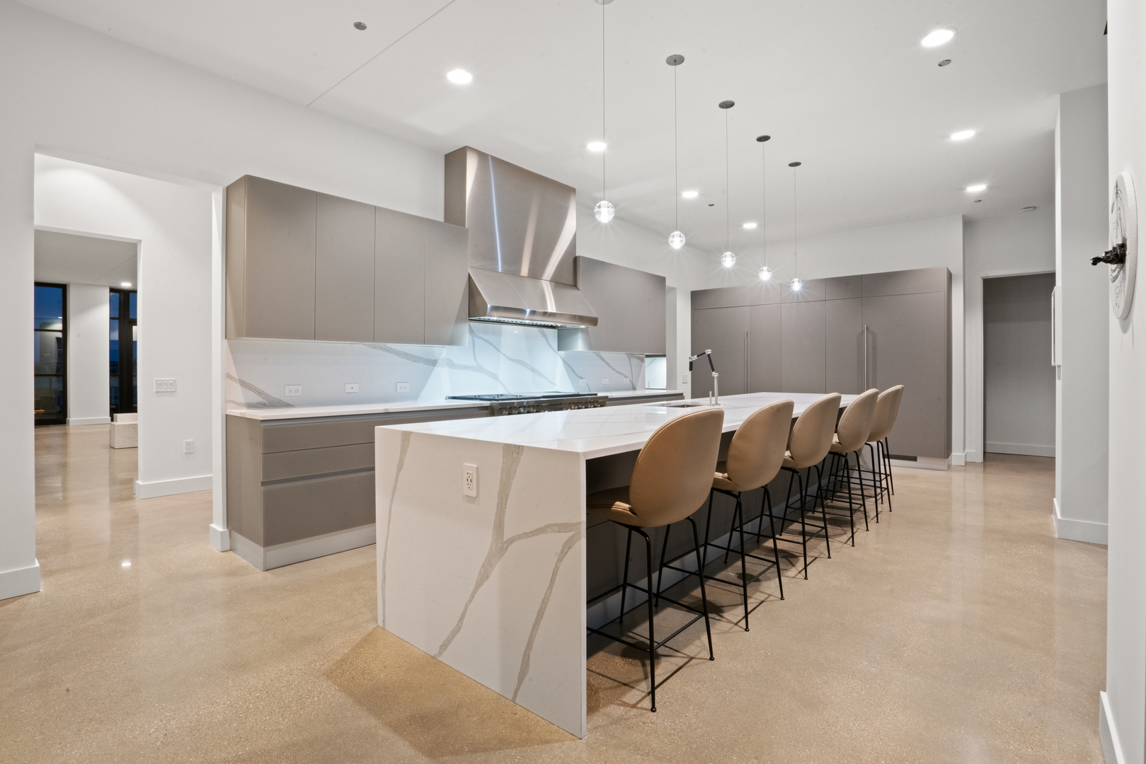 900 W Washington Boulevard PHW