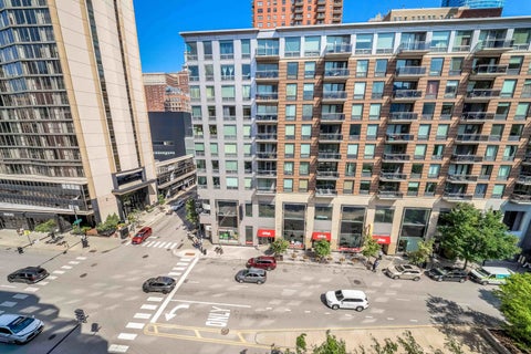 Tiny photo for 801 S Plymouth Court #701, Chicago, IL 60605 (MLS # 12740993)