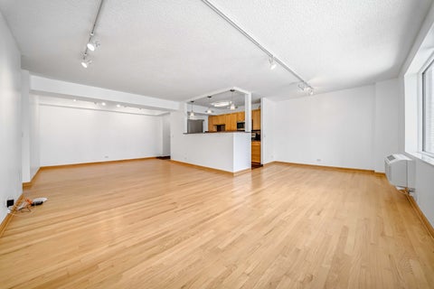 Tiny photo for 801 S Plymouth Court #701, Chicago, IL 60605 (MLS # 12740993)