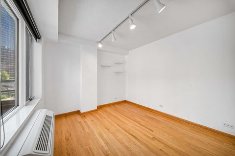 Tiny photo for 801 S Plymouth Court #701, Chicago, IL 60605 (MLS # 12740993)