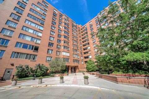 Tiny photo for 801 S Plymouth Court #701, Chicago, IL 60605 (MLS # 12740993)