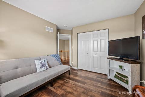 Tiny photo for 620 Lindsay Circle, North Aurora, IL 60542 (MLS # 12721501)