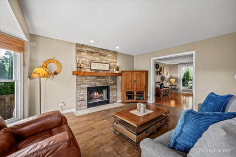 Tiny photo for 620 Lindsay Circle, North Aurora, IL 60542 (MLS # 12721501)