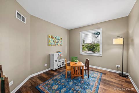 Tiny photo for 620 Lindsay Circle, North Aurora, IL 60542 (MLS # 12721501)