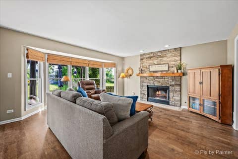 Tiny photo for 620 Lindsay Circle, North Aurora, IL 60542 (MLS # 12721501)