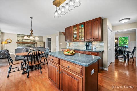Tiny photo for 620 Lindsay Circle, North Aurora, IL 60542 (MLS # 12721501)