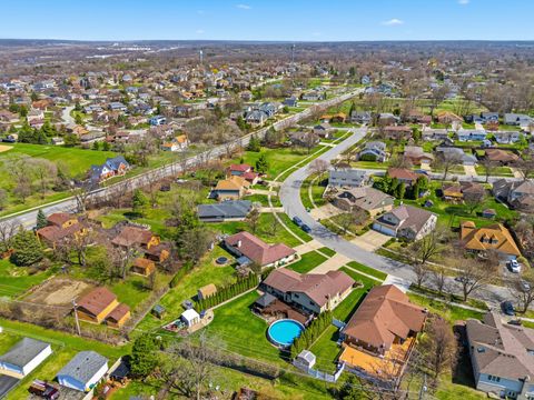 Tiny photo for 670 Kruk Street, Lemont, IL 60439 (MLS # 12597110)