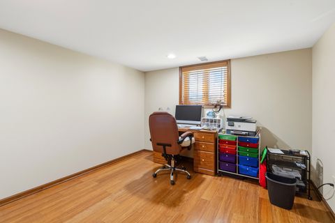 Tiny photo for 670 Kruk Street, Lemont, IL 60439 (MLS # 12597110)