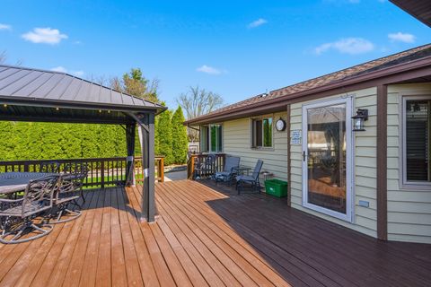 Tiny photo for 670 Kruk Street, Lemont, IL 60439 (MLS # 12597110)