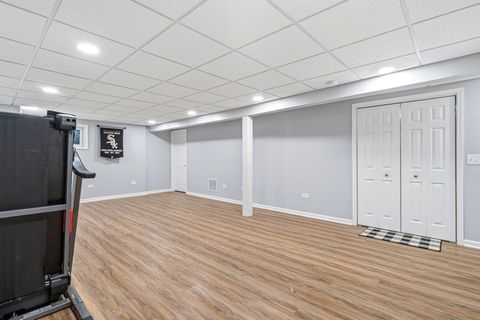 Tiny photo for 670 Kruk Street, Lemont, IL 60439 (MLS # 12597110)