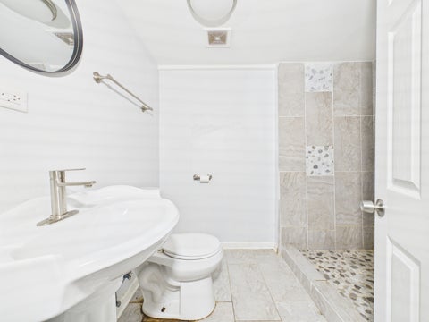 Tiny photo for 7826 S Paxton Avenue, Chicago, IL 60649 (MLS # 12691682)