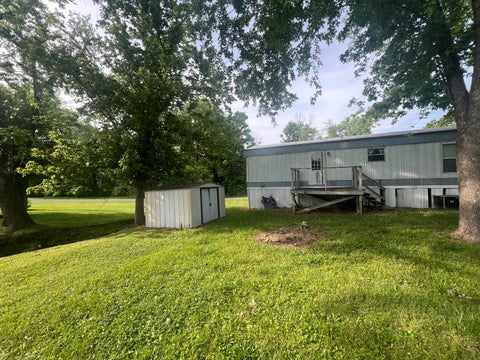 Tiny photo for 112 N Old Marion Road, Goreville, IL 62939 (MLS # EB460648)
