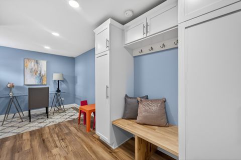 Tiny photo for 307 N Derbyshire Avenue, Arlington Heights, IL 60004 (MLS # 12605507)