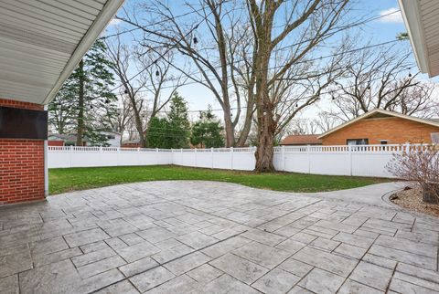 Tiny photo for 307 N Derbyshire Avenue, Arlington Heights, IL 60004 (MLS # 12605507)