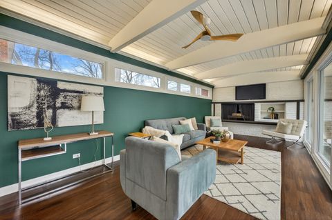 Tiny photo for 307 N Derbyshire Avenue, Arlington Heights, IL 60004 (MLS # 12605507)