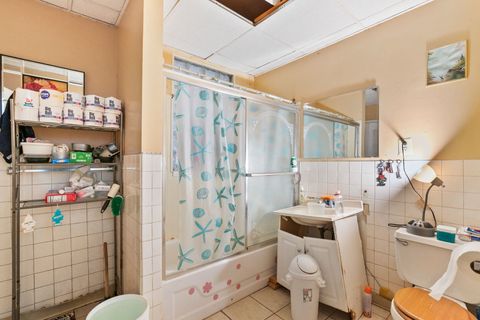 Tiny photo for 639 W 48th Street, Chicago, IL 60609 (MLS # 12511076)