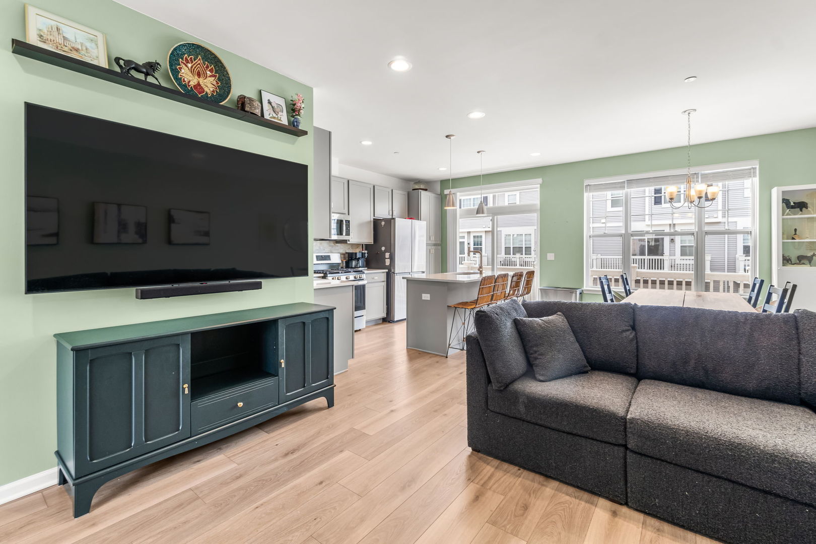 218 Timberleaf Circle