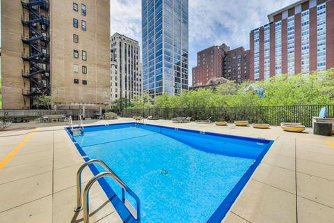 Tiny photo for 1310 N Ritchie Court #7B, Chicago, IL 60610 (MLS # 12573654)