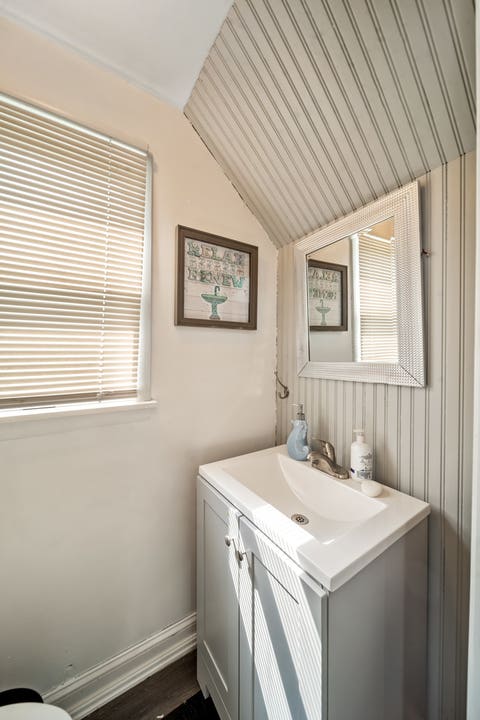 Tiny photo for 3805 Rywick Court, Rolling Meadows, IL 60008 (MLS # 12726934)