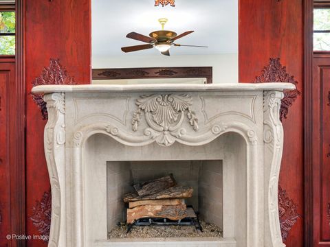 Tiny photo for 817 Lakeview Lane, Burr Ridge, IL 60527 (MLS # 12505931)