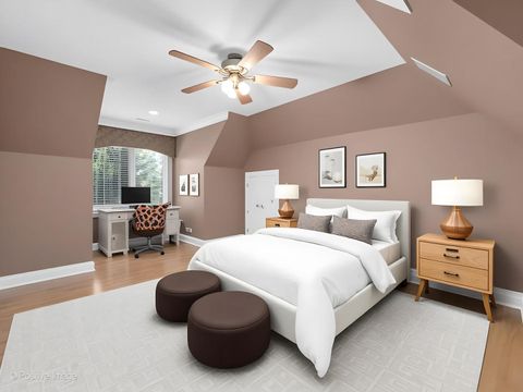 Tiny photo for 817 Lakeview Lane, Burr Ridge, IL 60527 (MLS # 12505931)