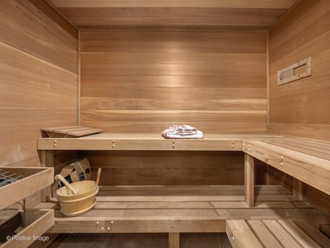 Tiny photo for 817 Lakeview Lane, Burr Ridge, IL 60527 (MLS # 12505931)