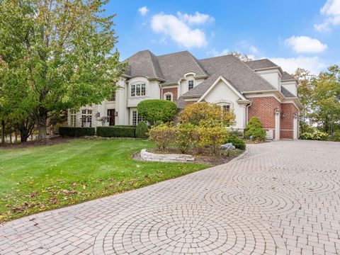 Tiny photo for 817 Lakeview Lane, Burr Ridge, IL 60527 (MLS # 12505931)