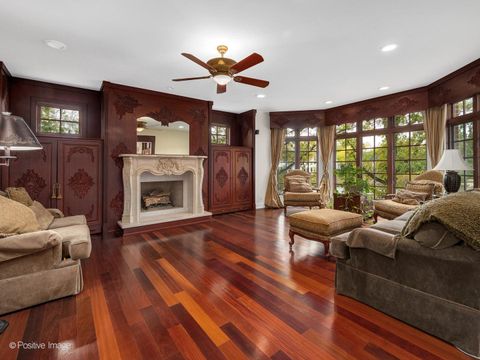 Tiny photo for 817 Lakeview Lane, Burr Ridge, IL 60527 (MLS # 12505931)