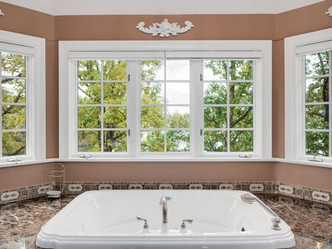 Tiny photo for 817 Lakeview Lane, Burr Ridge, IL 60527 (MLS # 12505931)