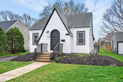 Photo of 320 Chalmers Street, Geneva, IL 60134 (MLS # 12609768)