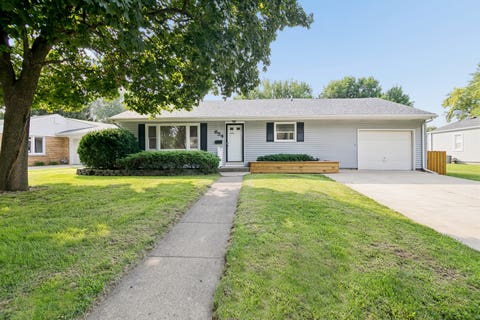Photo of 654 W River Street, Bourbonnais, IL 60914 (MLS # 12731165)