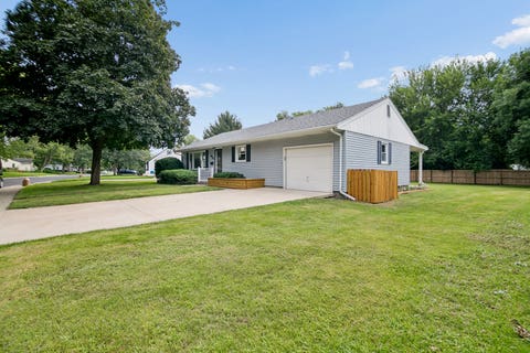 Tiny photo for 654 W River Street, Bourbonnais, IL 60914 (MLS # 12731165)