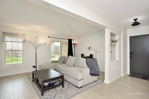 Tiny photo for 530 Shorely Drive #101, Barrington, IL 60010 (MLS # 12647932)