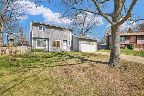 Tiny photo for 4 Genevieve Lane, Champaign, IL 61822 (MLS # 12675041)