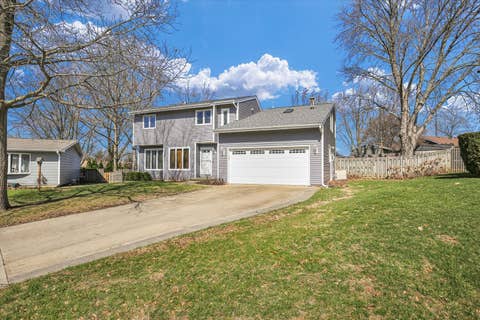 Tiny photo for 4 Genevieve Lane, Champaign, IL 61822 (MLS # 12675041)