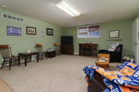 Tiny photo for 2 Lone Oak Court, Bloomington, IL 61705 (MLS # 12768119)