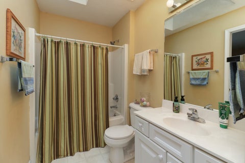 Tiny photo for 2 Lone Oak Court, Bloomington, IL 61705 (MLS # 12768119)