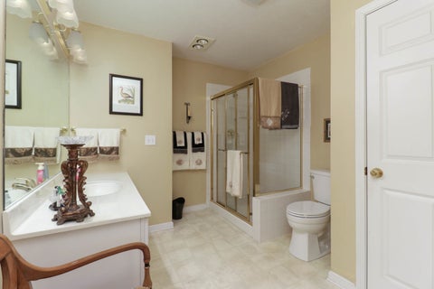 Tiny photo for 2 Lone Oak Court, Bloomington, IL 61705 (MLS # 12768119)