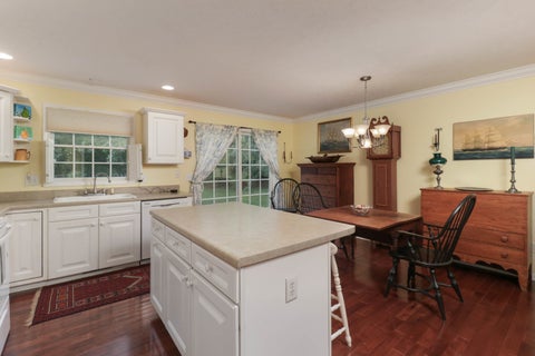 Tiny photo for 2 Lone Oak Court, Bloomington, IL 61705 (MLS # 12768119)