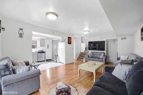 Tiny photo for 9045 Emerson Drive, Des Plaines, IL 60016 (MLS # 12712154)