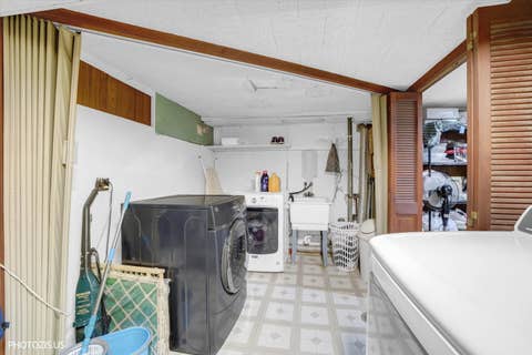 Tiny photo for 9045 Emerson Drive, Des Plaines, IL 60016 (MLS # 12712154)