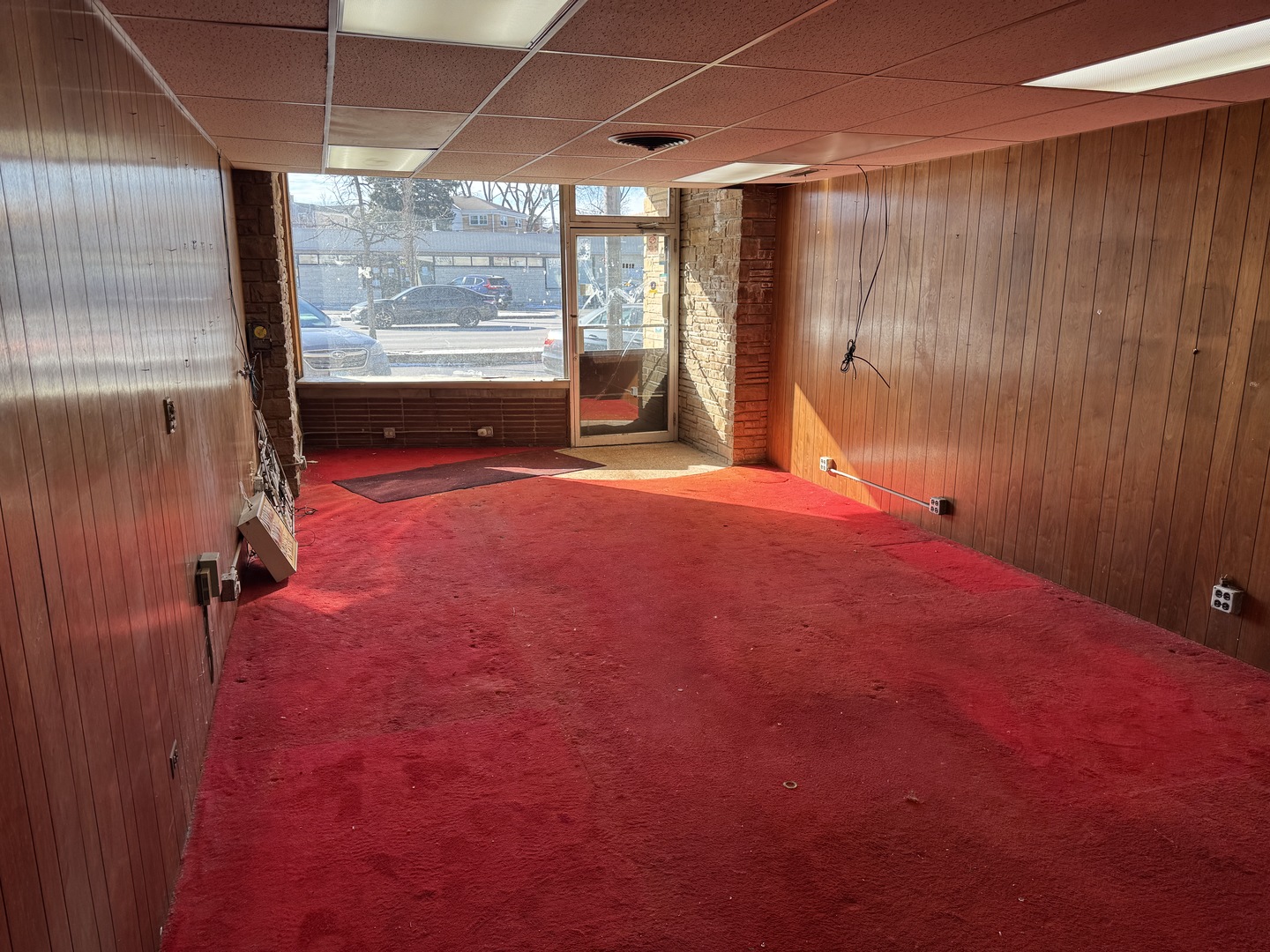 8137 N Milwaukee Avenue