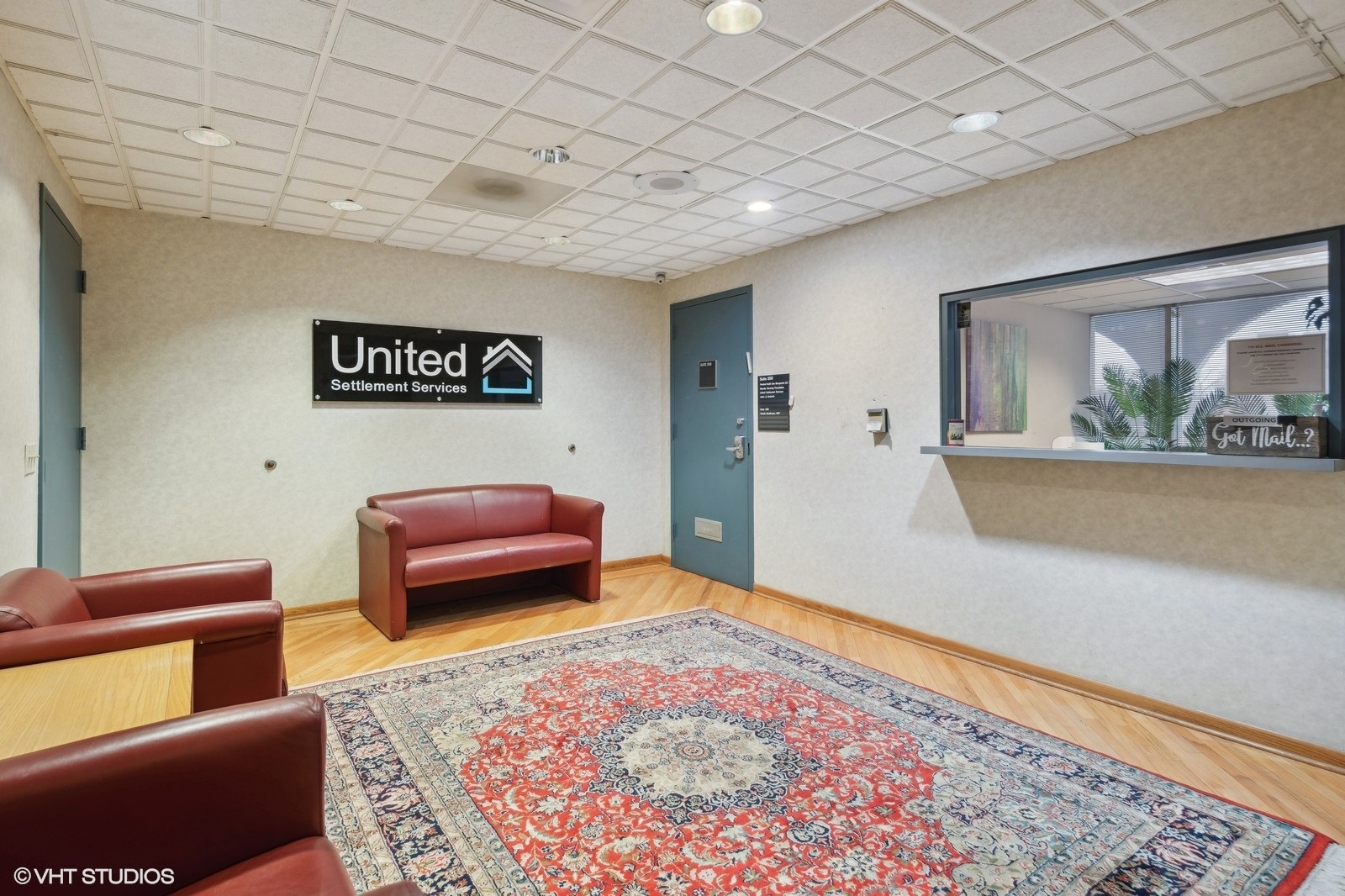 7101 N Cicero Avenue 200