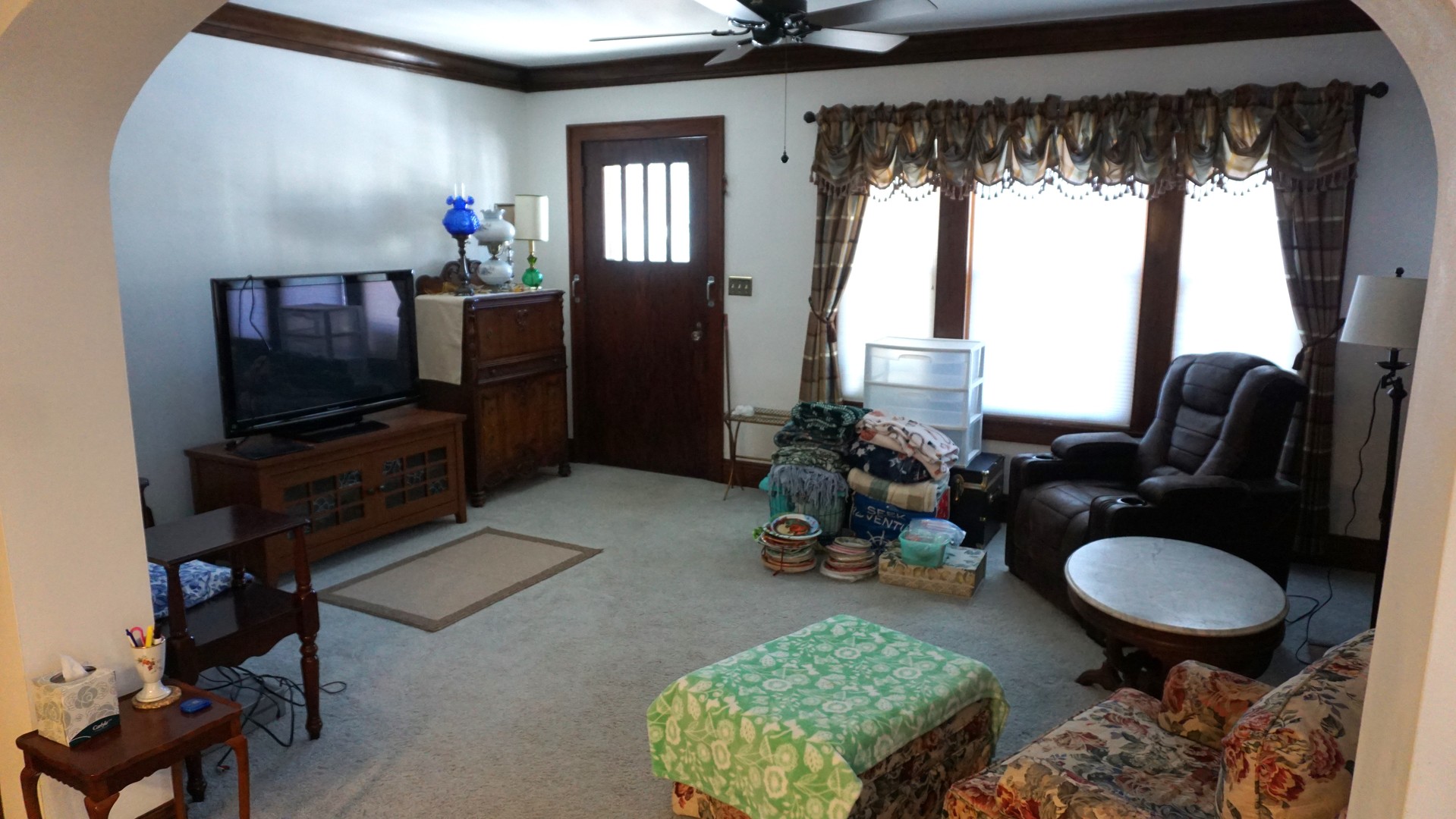 1003 Victoria Street