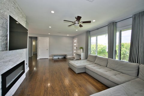 Tiny photo for 7135 Laramie Avenue, Skokie, IL 60077 (MLS # 12648321)
