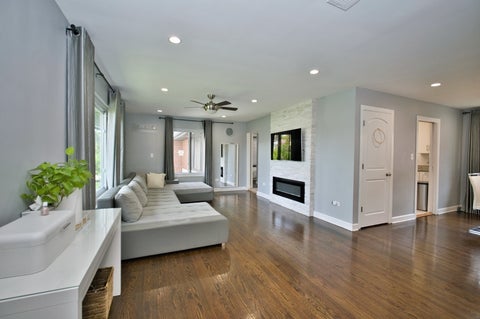 Tiny photo for 7135 Laramie Avenue, Skokie, IL 60077 (MLS # 12648321)